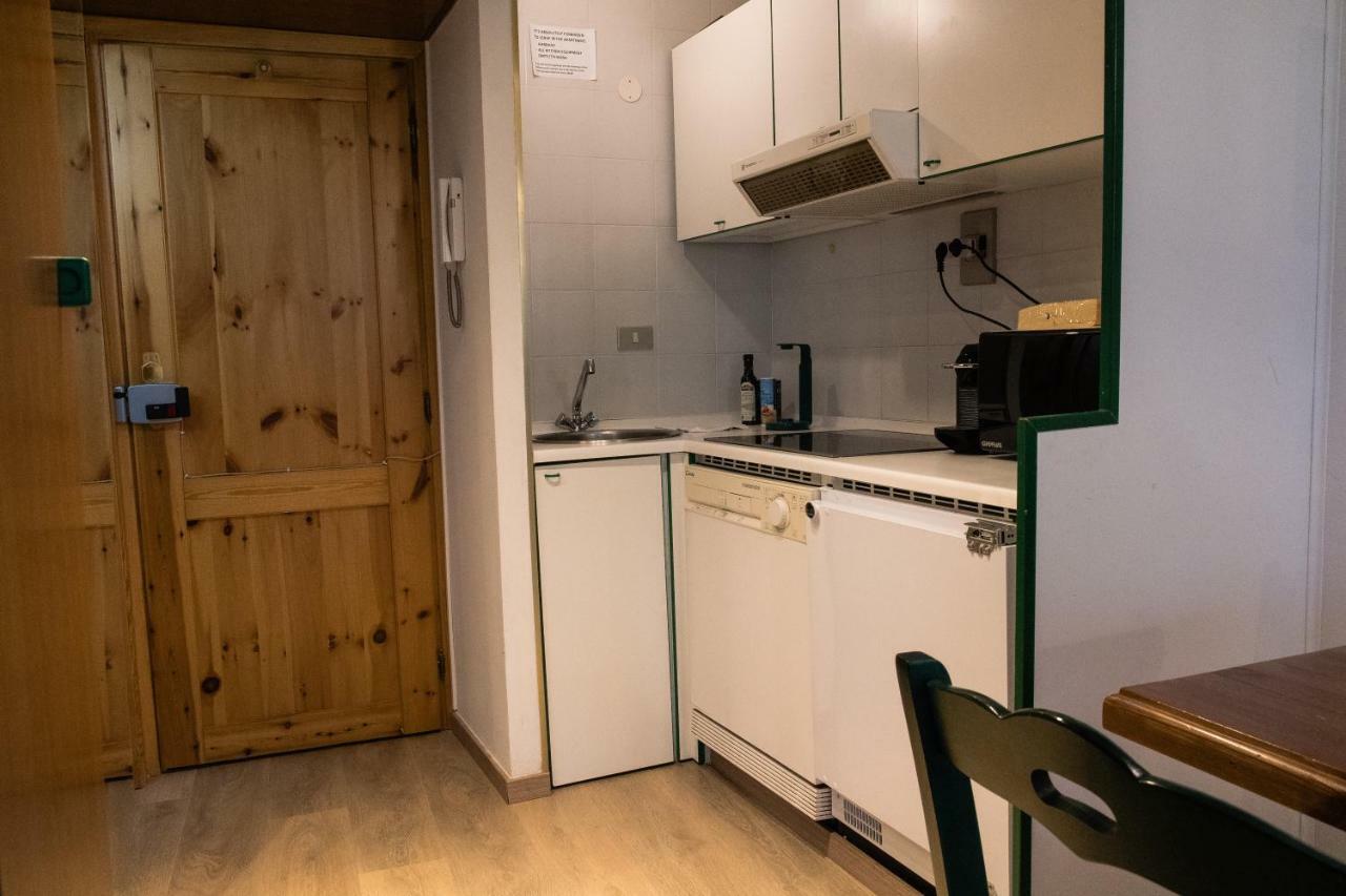 Апартаменти Monolocale Cielo Alto Брей-Червінія Екстер'єр фото